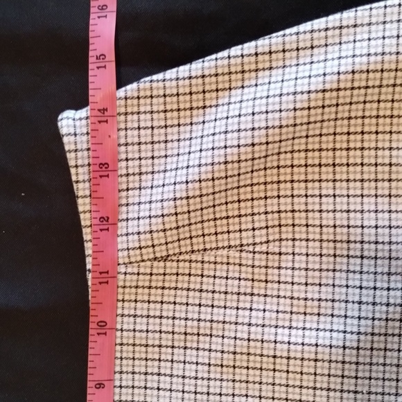 Express Bleus Skirt Plaid Color:White, Blue & Grey Size:9/10 poly/Cotton/spandex - Picture 5 of 11